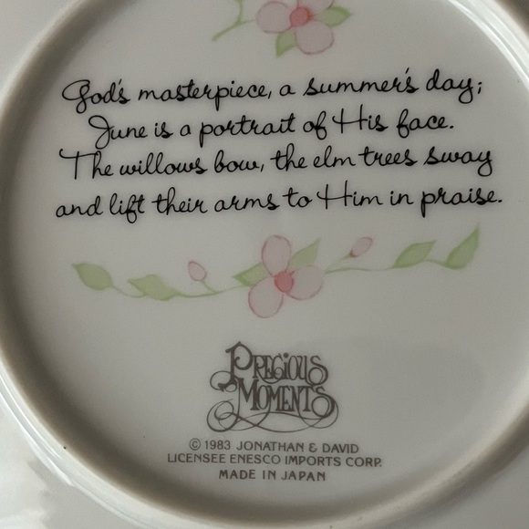 Precious Moments June Plate 1983 - Picture 3 of 3